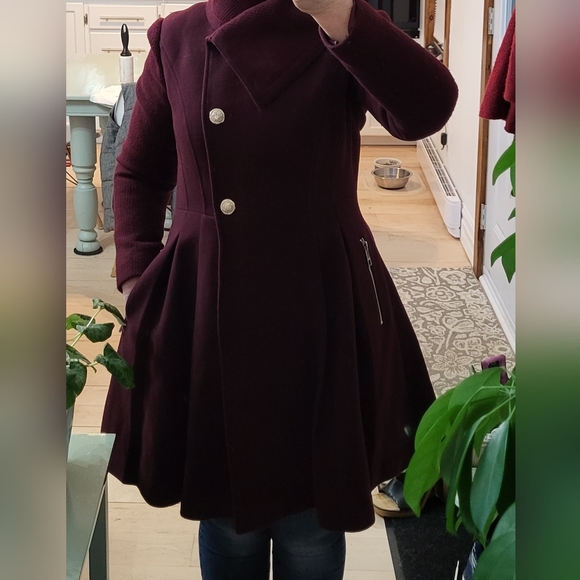 GUESS fall/ winter coat - Picture 5 of 9